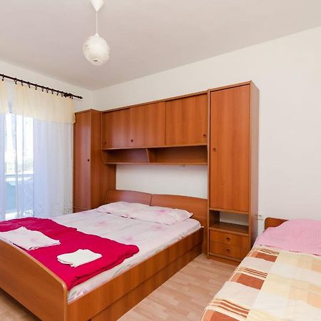 Apartments Rajka Лопар Экстерьер фото
