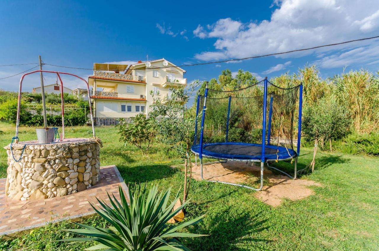 Apartments Rajka Лопар Экстерьер фото